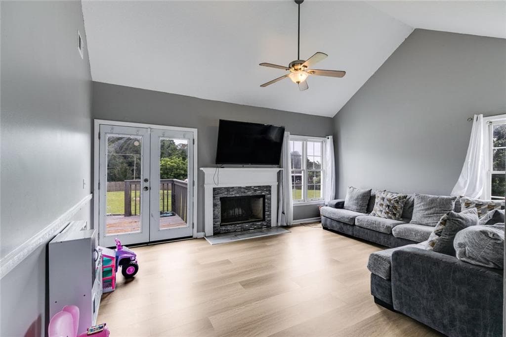 5 bedroom, 3 bathroom, 1,961 sq ft single family residence for sale at 4905 Martin Farms Road, Powder Springs, GA 30127 — photo 4