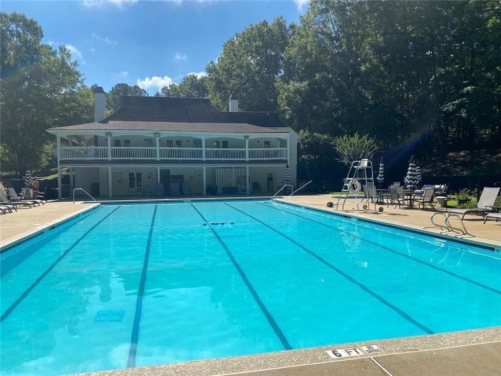 5 bedroom, 5 bathroom, 3,845 sq ft single family residence for sale at 2631 Gladstone Terrace, Woodstock, GA 30189 — photo 5