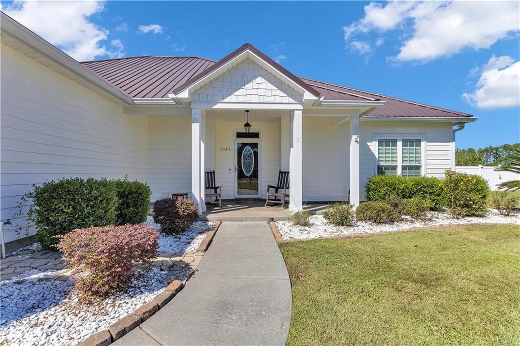 3 bedroom, 2 bathroom, 1,511 sq ft single family residence for sale at 2543 Tuscan Way, Valdosta, GA 31601 — photo 3