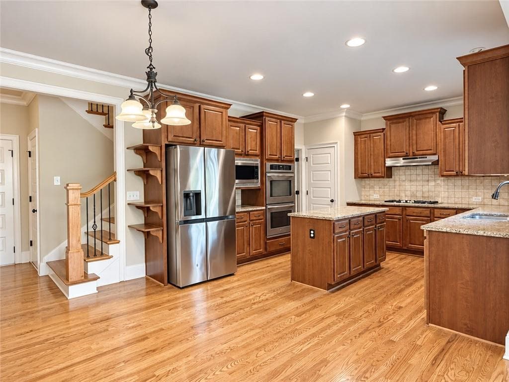 5 bedroom, 4 bathroom, 2,836 sq ft single family residence for sale at 120 Trillium Lane, Acworth, GA 30101 — photo 9