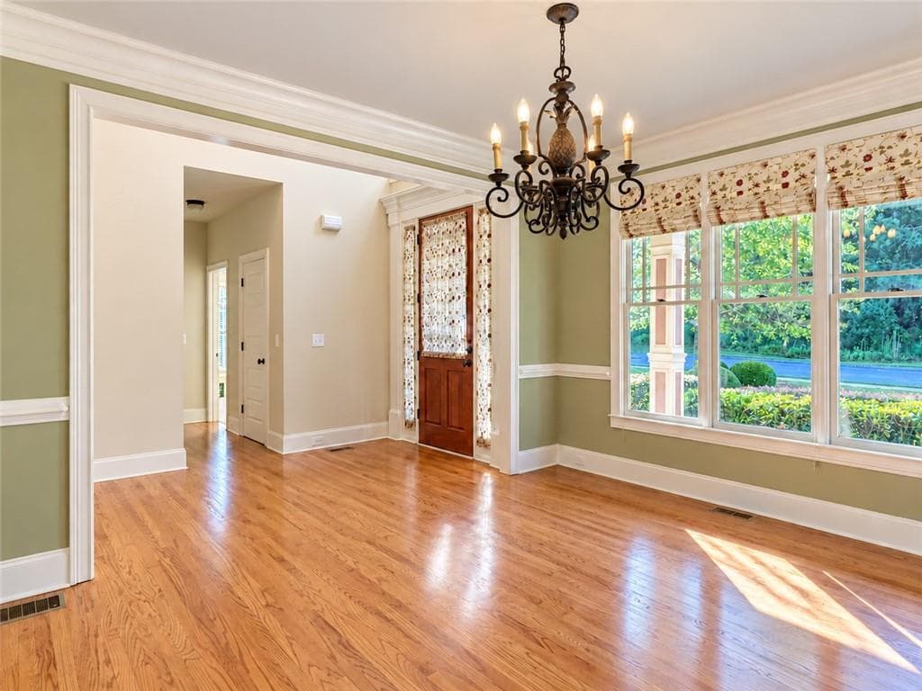 5 bedroom, 4 bathroom, 2,836 sq ft single family residence for sale at 120 Trillium Lane, Acworth, GA 30101 — photo 7
