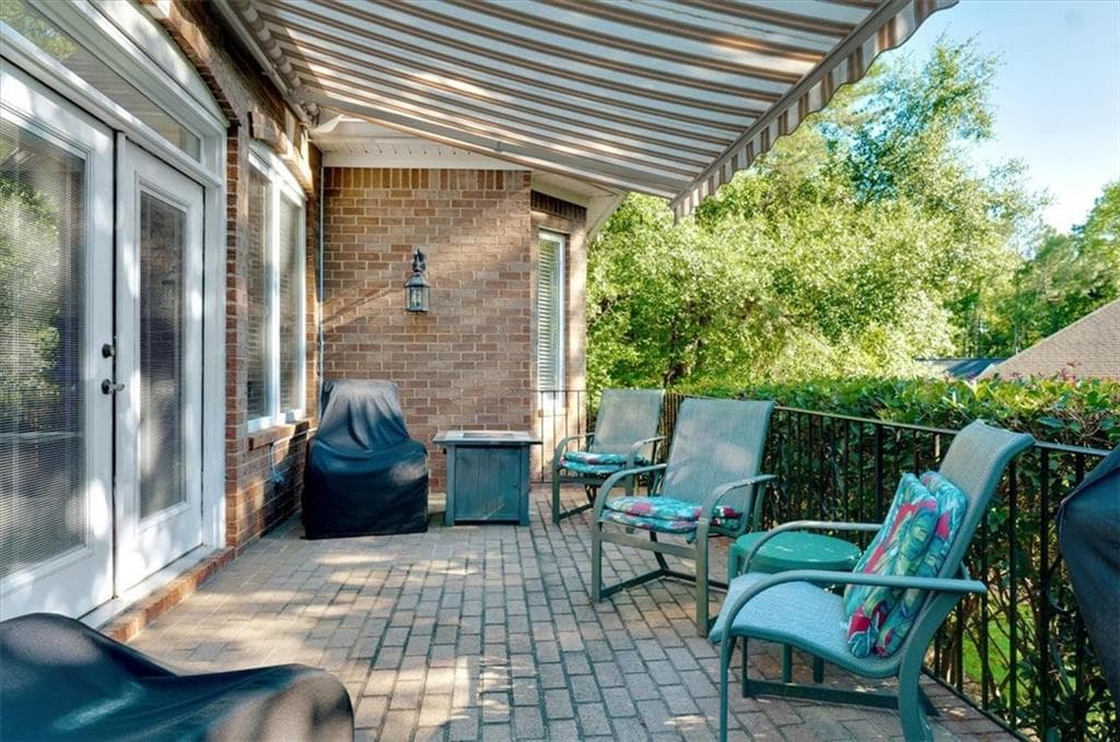 2 bedroom, 3 bathroom, 2,392 sq ft single family residence for sale at 17 Independent Hill Lane, Other-South Carolina, SC 29860 — photo 2