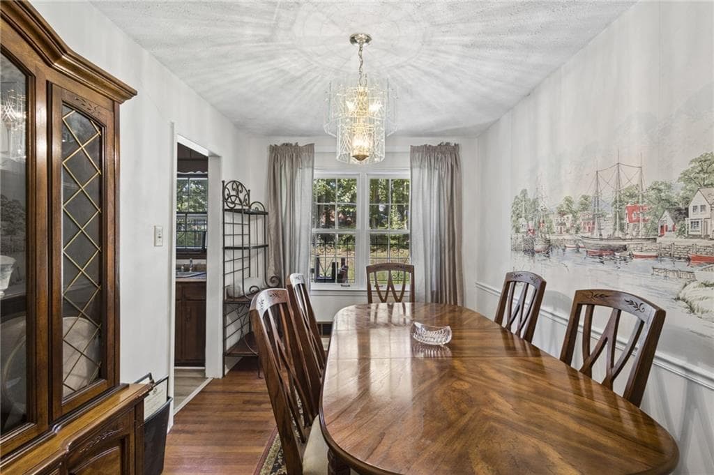 3 bedroom, 3 bathroom, 16,552 sq ft single family residence for sale at 2485 HALLIE MILL Road, Atlanta, GA 30349 — photo 5