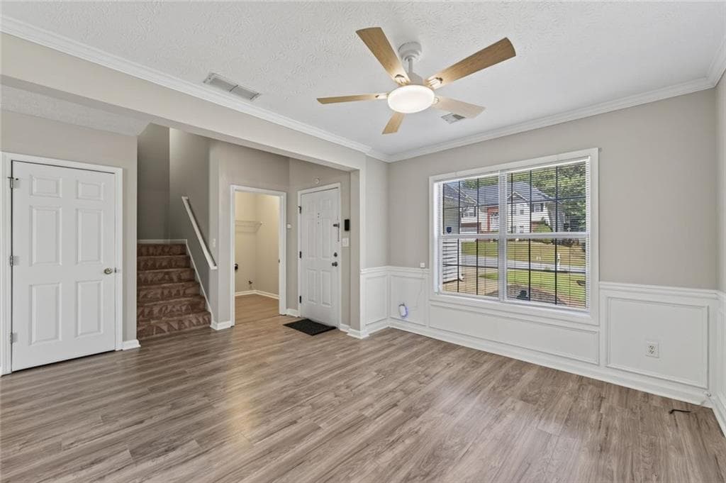 4 bedroom, 3 bathroom, 2,543 sq ft single family residence for sale at 1072 Pennsylvania Run, Lawrenceville, GA 30043 — photo 7
