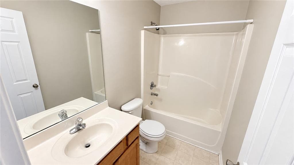 2 bedroom, 3 bathroom, 1,398 sq ft townhouse for rent at 2747 Heathrow Drive, Lawrenceville, GA 30043 for $1,750 a month — photo 4