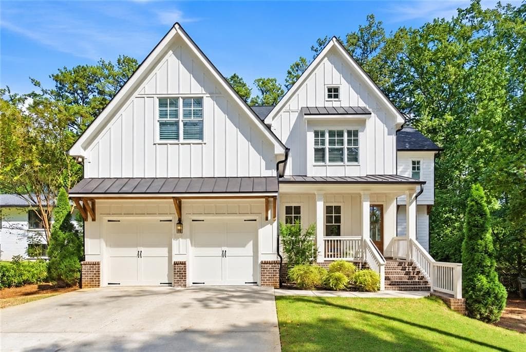 6 bedroom, 5 bathroom, 5,152 sq ft single family residence for sale at 1272 Kingsview Circle, Smyrna, GA 30080