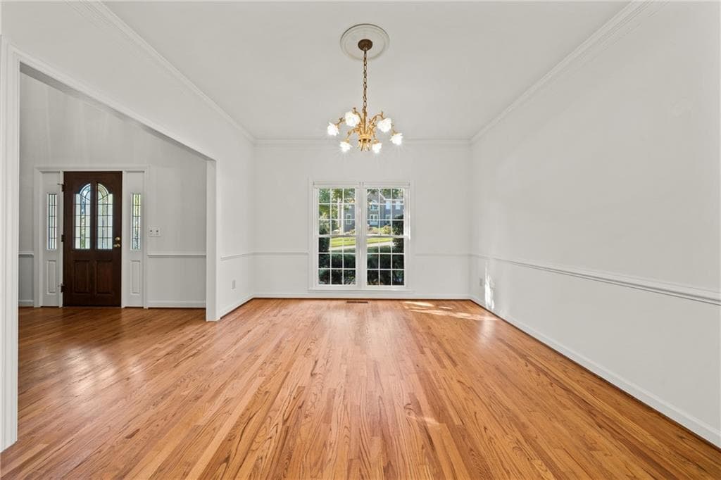 5 bedroom, 5 bathroom, 3,950 sq ft single family residence for sale at 3469 Summerford Court, Marietta, GA 30062 — photo 7
