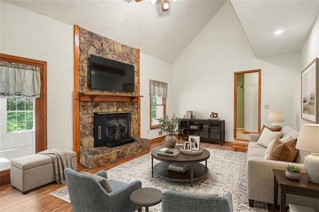 4 bedroom, 3 bathroom, 2,649 sq ft single family residence for sale at 948 Hightower Trail, Oxford, GA 30054 — photo 2