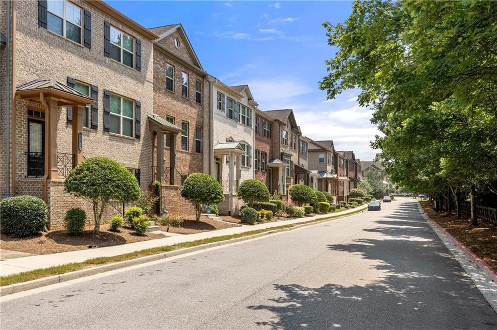 3 bedroom, 4 bathroom, 1,794 sq ft townhouse for rent at 849 Ivy Vine Place, Milton, GA 30004 for $2,650 a month — photo 2