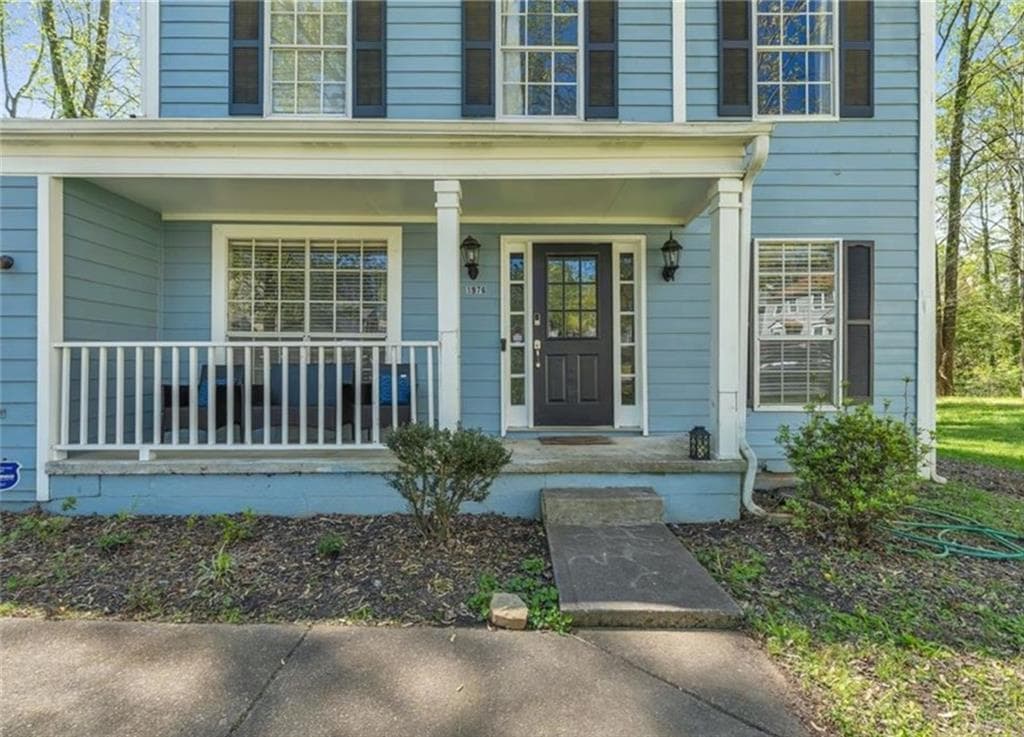 3 bedroom, 3 bathroom, 1,472 sq ft single family residence for sale at 1976 Longwood Court, Lithonia, GA 30058 — photo 3