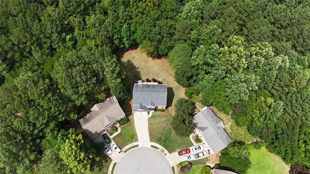 4 bedroom, 3 bathroom, 2,381 sq ft single family residence for sale at 43 Ivy Mist Lane, Acworth, GA 30101 — photo 2
