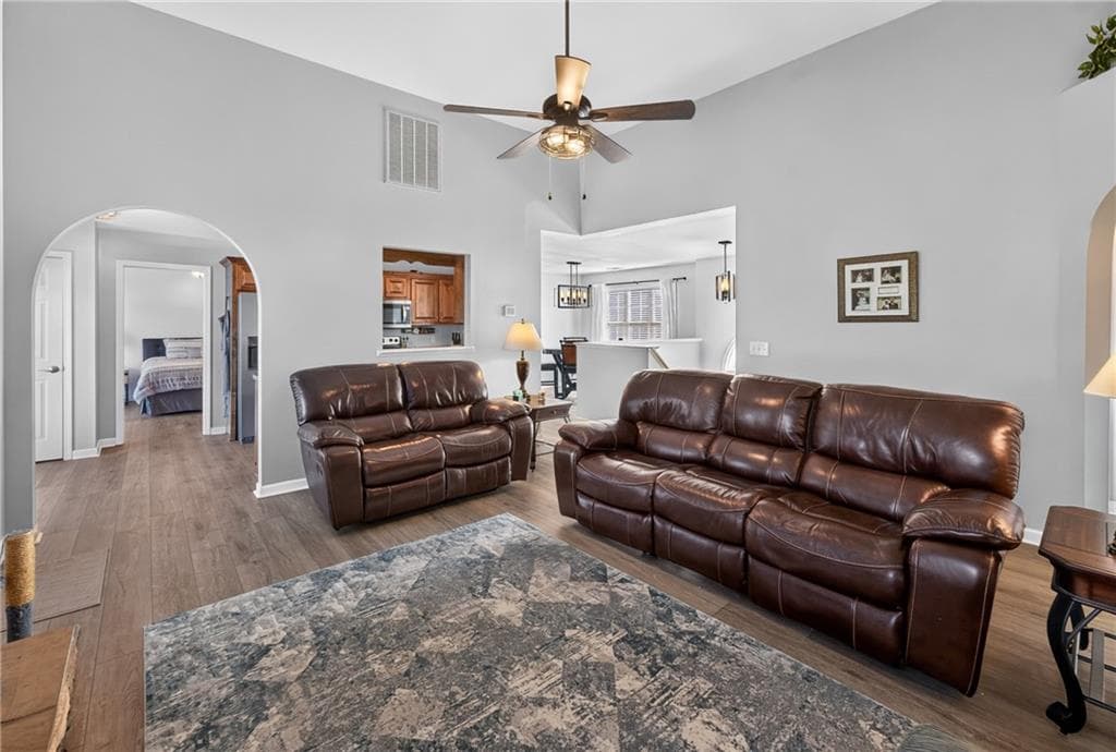 4 bedroom, 3 bathroom, 1,858 sq ft single family residence for sale at 108 Summerfield Way, Calhoun, GA 30701 — photo 8