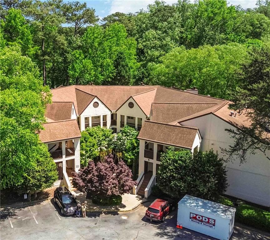 2 bedroom, 2 bathroom, 1,280 sq ft condominium for sale at 485 Sherman Way, Decatur, GA 30033 — photo 2
