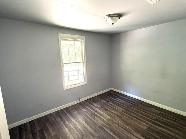 4 bedroom, 4 bathroom, 1,920 sq ft single family residence for sale at 3335 Delmar Lane, Atlanta, GA 30331 — photo 4