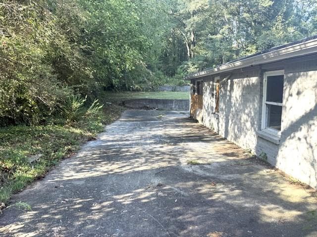 4 bedroom, 4 bathroom, 1,920 sq ft single family residence for sale at 3335 Delmar Lane, Atlanta, GA 30331 — photo 10