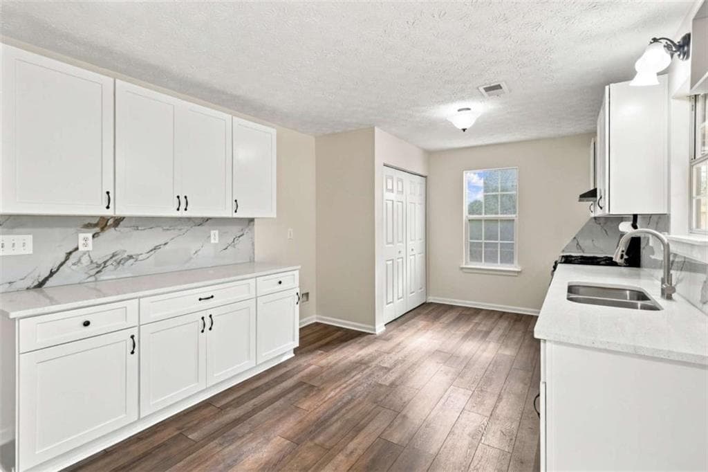 4 bedroom, 3 bathroom, 1,837 sq ft single family residence for rent at 3547 Park Bluff Way, Duluth, GA 30096 for $2,450 a month — photo 8