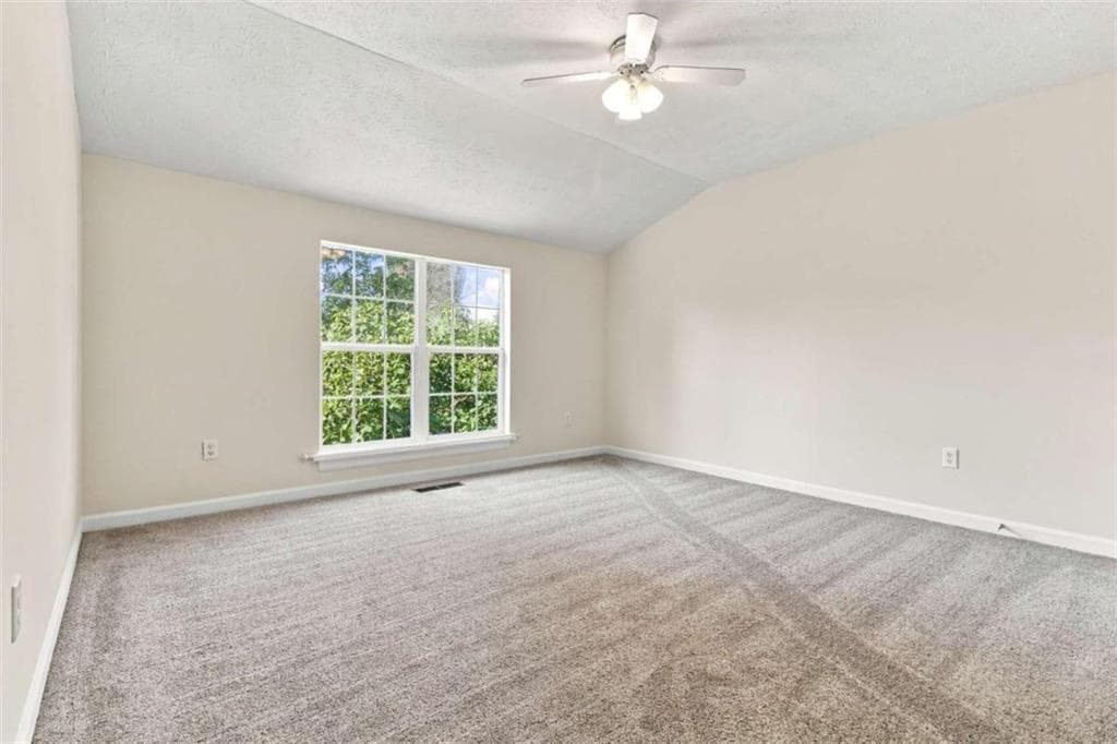 4 bedroom, 3 bathroom, 1,837 sq ft single family residence for rent at 3547 Park Bluff Way, Duluth, GA 30096 for $2,450 a month — photo 9
