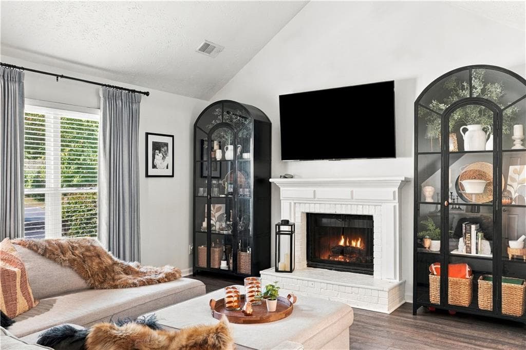 2 bedroom, 2 bathroom, 1,166 sq ft townhouse for sale at 1280 Jamestowne Trail, Alpharetta, GA 30009 — photo 9