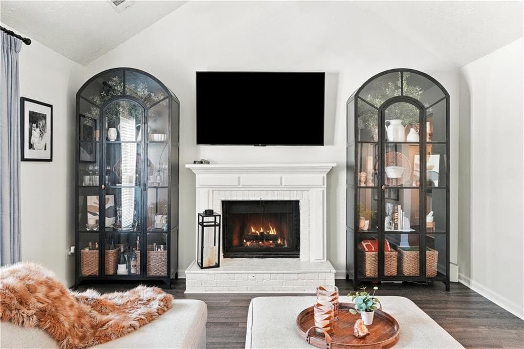2 bedroom, 2 bathroom, 1,166 sq ft townhouse for sale at 1280 Jamestowne Trail, Alpharetta, GA 30009 — photo 8