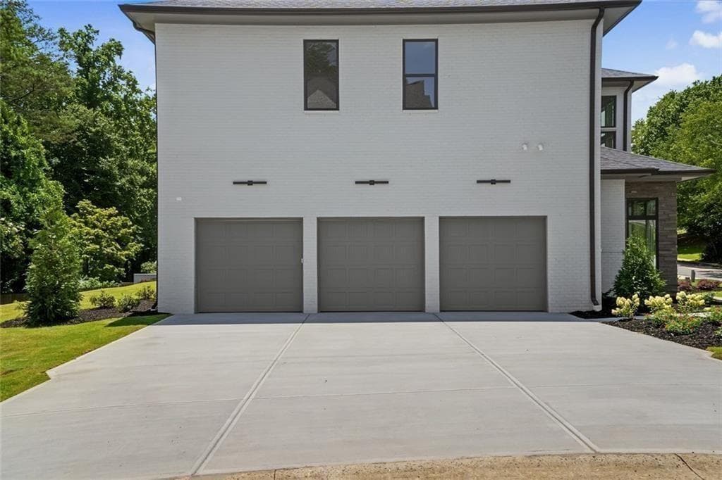 5 bedroom, 7 bathroom, 5,643 sq ft single family residence for sale at 3467 Clubland Drive, Marietta, GA 30068 — photo 6