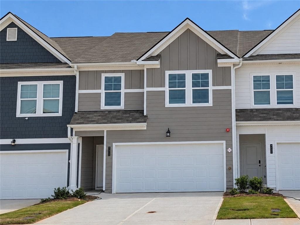 3 bedroom, 3 bathroom, 1,695 sq ft townhouse for sale at 9412 Maple Grove Lane LOT 45, Jonesboro, GA 30238
