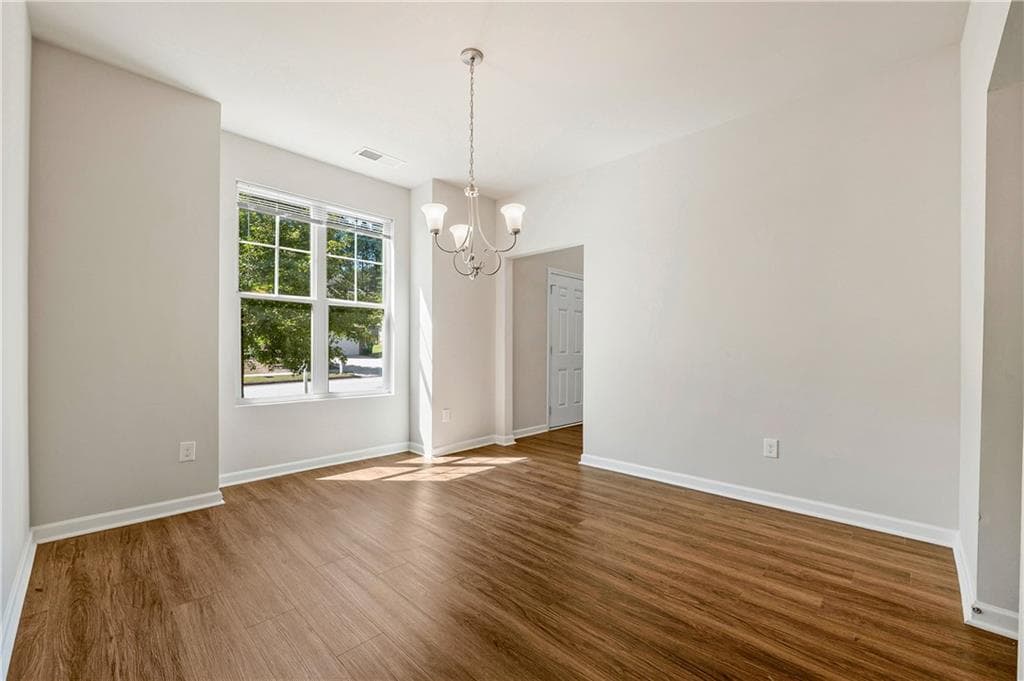 4 bedroom, 3 bathroom, 2,656 sq ft single family residence for sale at 4328 Traipse Path, Ellenwood, GA 30294 — photo 3