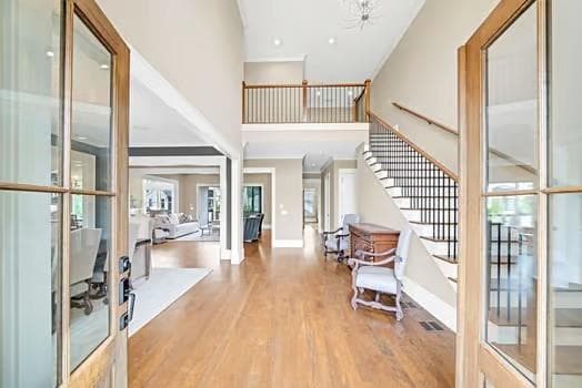 5 bedroom, 7 bathroom, 5,444 sq ft single family residence for sale at 4050 Cottage Park Court, Alpharetta, GA 30004 — photo 5