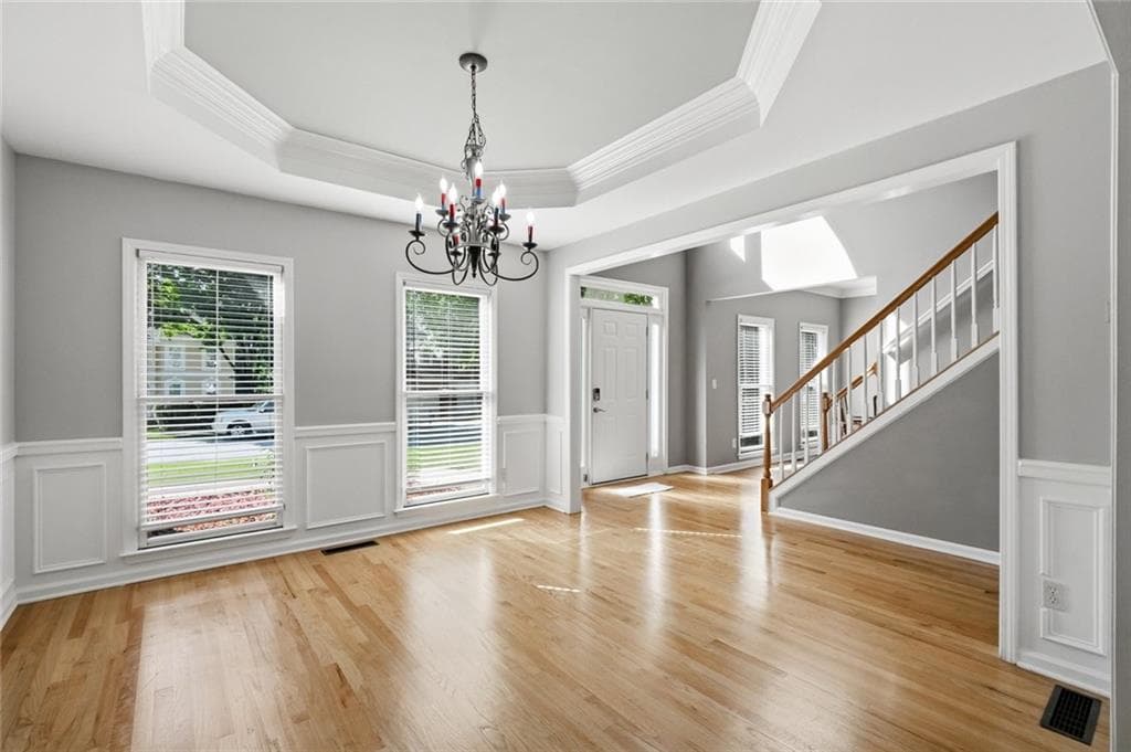 6 bedroom, 4 bathroom, 4,935 sq ft single family residence for sale at 1735 Riverglen Drive, Suwanee, GA 30024 — photo 9