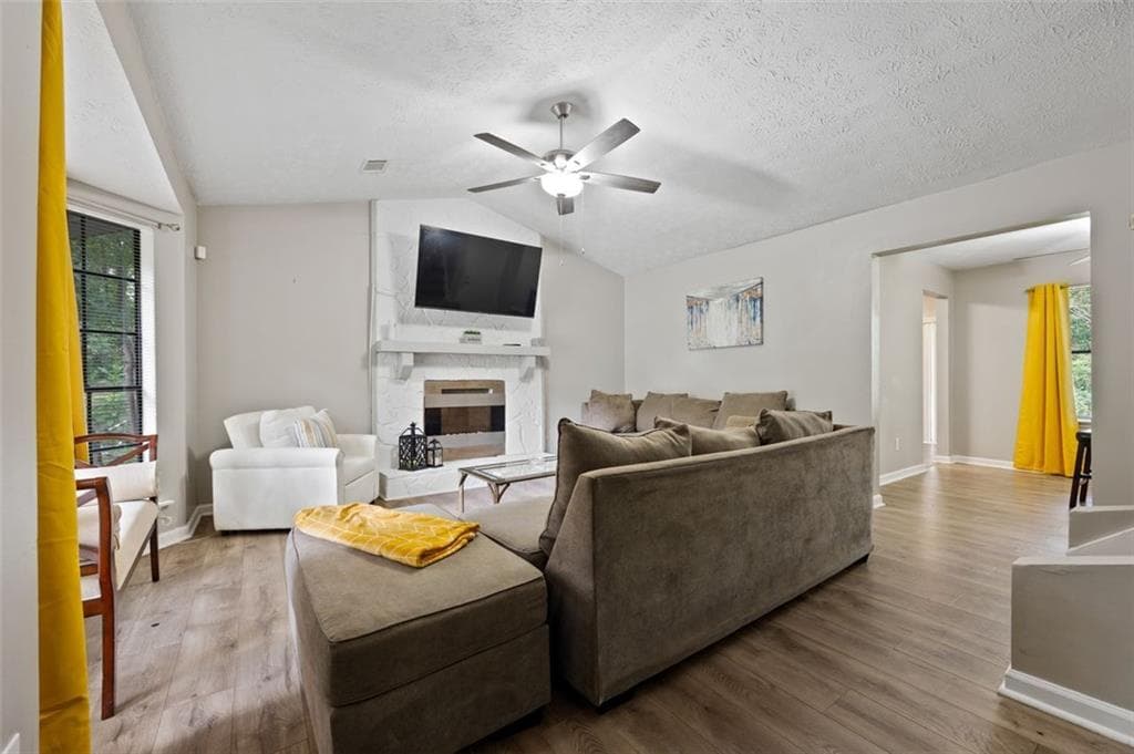 3 bedroom, 2 bathroom, 1,456 sq ft single family residence for sale at 4064 PANOLA WOODS Drive, Stonecrest, GA 30038 — photo 5