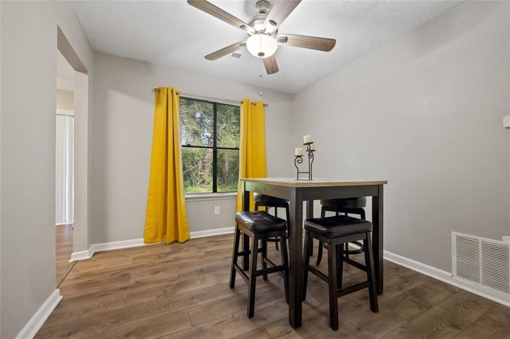3 bedroom, 2 bathroom, 1,456 sq ft single family residence for sale at 4064 PANOLA WOODS Drive, Stonecrest, GA 30038 — photo 8