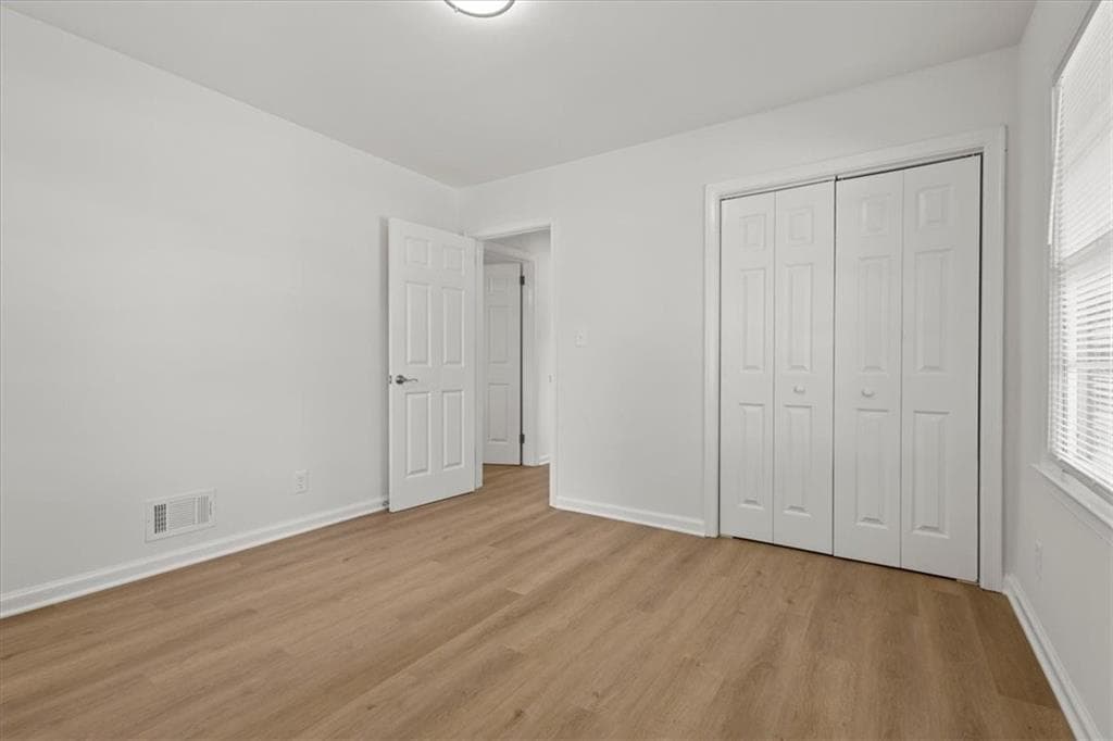 3 bedroom, 2 bathroom, 1,075 sq ft single family residence for sale at 1673 Flintwood Drive, Atlanta, GA 30316 — photo 7