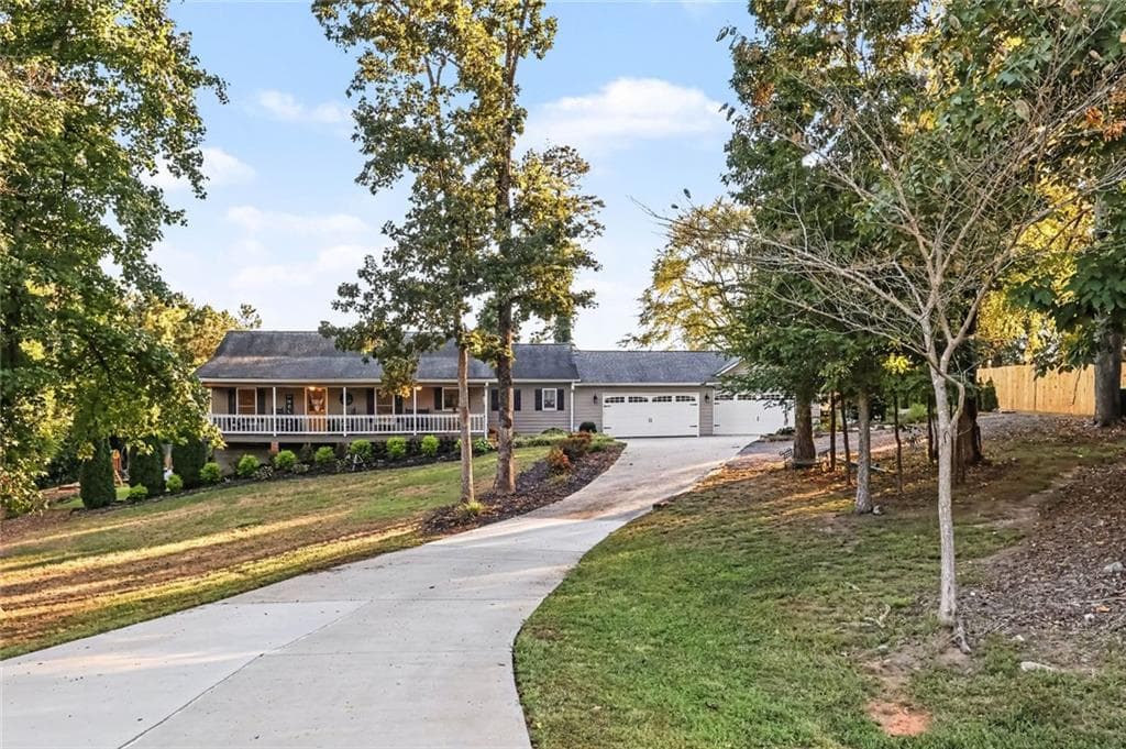 3 bedroom, 2 bathroom, 1,864 sq ft single family residence for sale at 42 Old Atlanta Road, Hiram, GA 30141 — photo 7