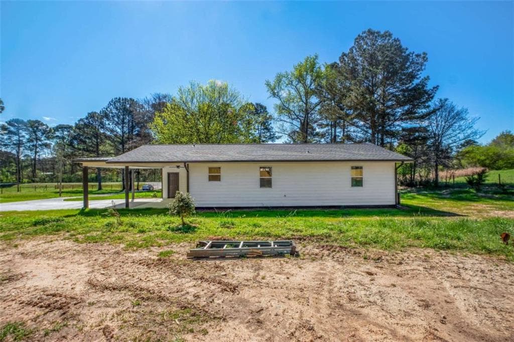 3 bedroom, 2 bathroom, 1,300 sq ft single family residence for rent at 2159 Shiloh Road, Greensboro, GA 30642 for $1,950 a month — photo 5