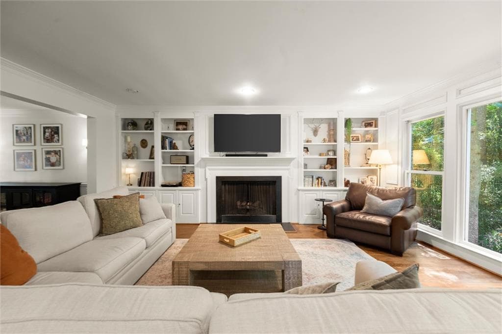 4 bedroom, 3 bathroom, 3,378 sq ft single family residence for sale at 250 Spring Creek Road, Roswell, GA 30075 — photo 8