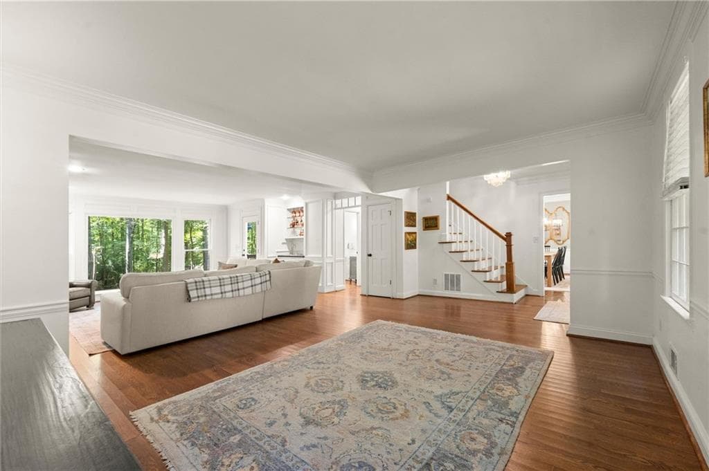 4 bedroom, 3 bathroom, 3,378 sq ft single family residence for sale at 250 Spring Creek Road, Roswell, GA 30075 — photo 6