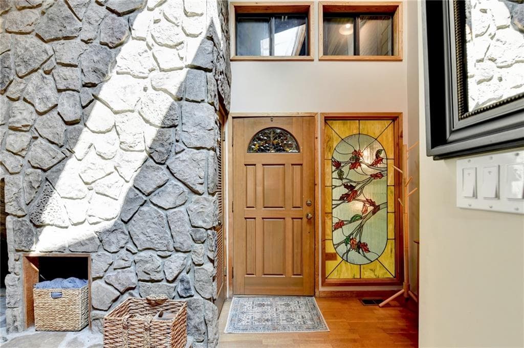 4 bedroom, 4 bathroom, 3,200 sq ft single family residence for sale at 500 Mount Washington Lane, Johns Creek, GA 30022 — photo 4