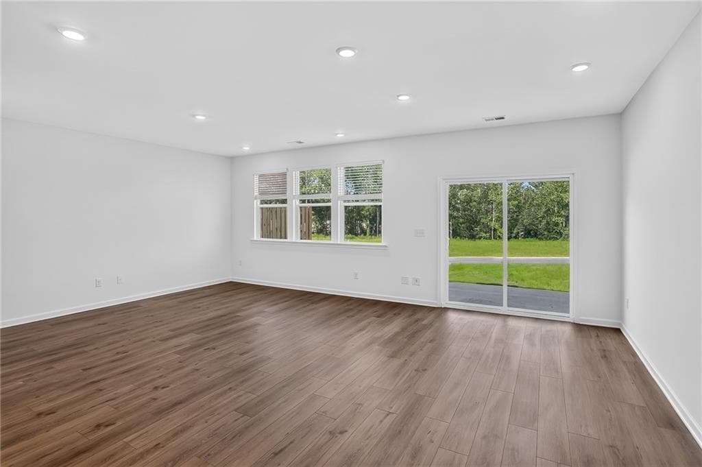 3 bedroom, 3 bathroom, 1,831 sq ft townhouse for sale at 3050 Humdala Place 229, Buford, GA 30519 — photo 6