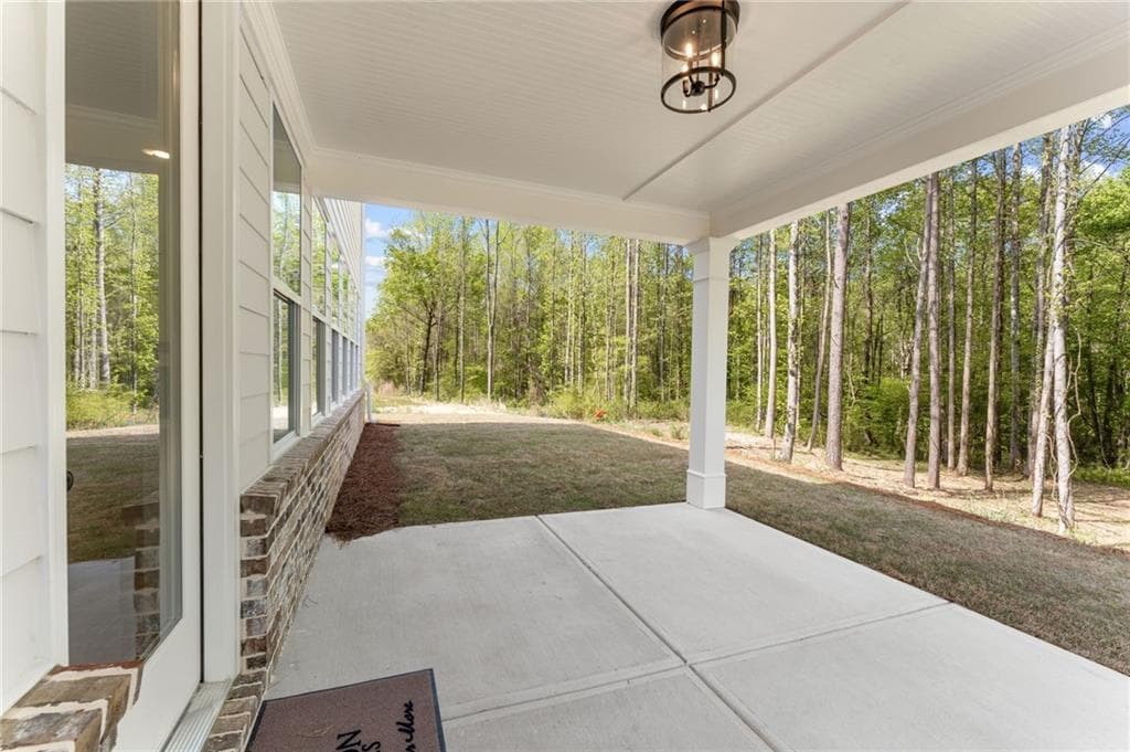 5 bedroom, 4 bathroom, 2,820 sq ft single family residence for sale at 1 Bell Drive, Smyrna, GA 30080 — photo 4