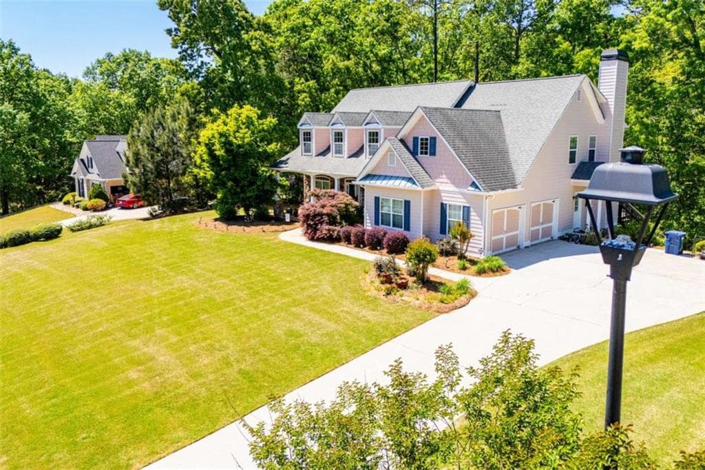 4 bedroom, 4 bathroom, 5,750 sq ft single family residence for sale at 6170 Hedgestone Way, Douglasville, GA 30135 — photo 2