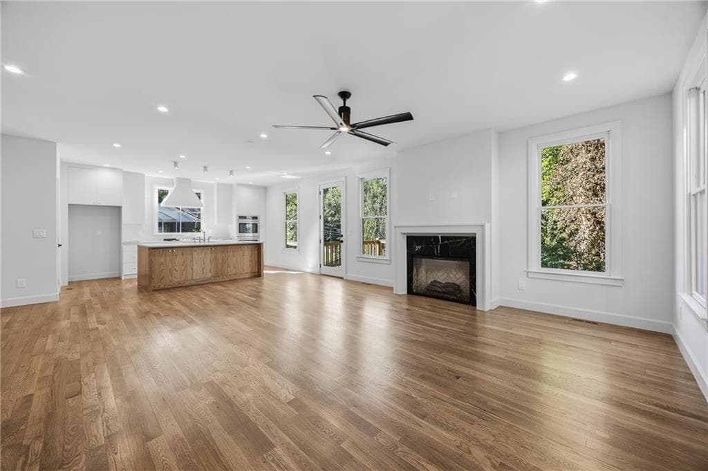 5 bedroom, 5 bathroom, 3,400 sq ft single family residence for sale at 3156 Zion Street, Scottdale, GA 30079 — photo 5