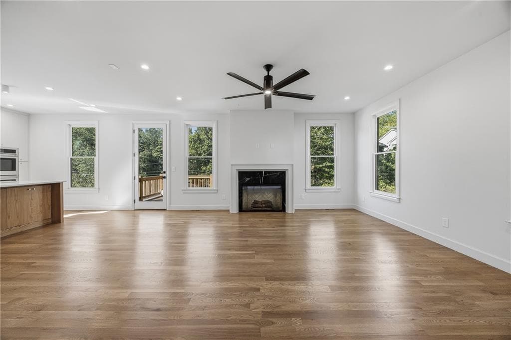 5 bedroom, 5 bathroom, 3,400 sq ft single family residence for sale at 3156 Zion Street, Scottdale, GA 30079 — photo 6