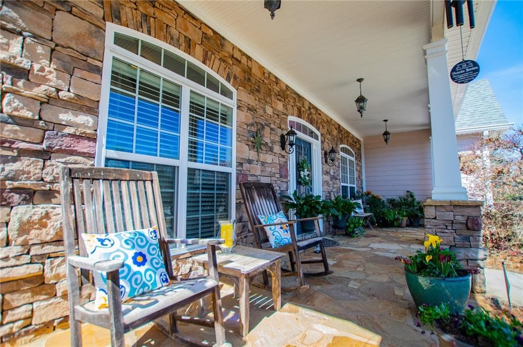 4 bedroom, 4 bathroom, 5,750 sq ft single family residence for sale at 6170 Hedgestone Way, Douglasville, GA 30135 — photo 5