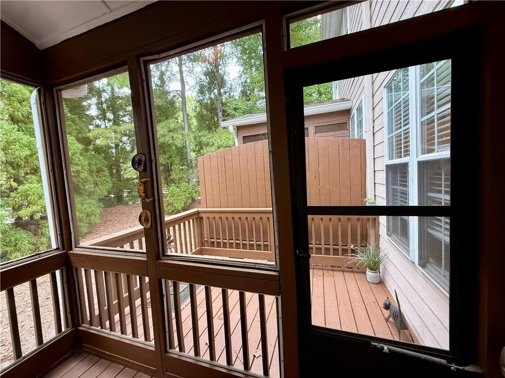 3 bedroom, 4 bathroom, 1,824 sq ft townhouse for rent at 2704 Waters Edge Trail, Roswell, GA 30075 for $2,900 a month — photo 10