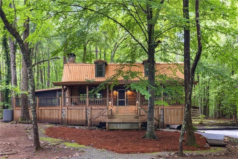 2 bedroom, 2 bathroom, 1,847 sq ft single family residence for sale at 61 Lake Coweta Trail, Newnan, GA 30263 — photo 3
