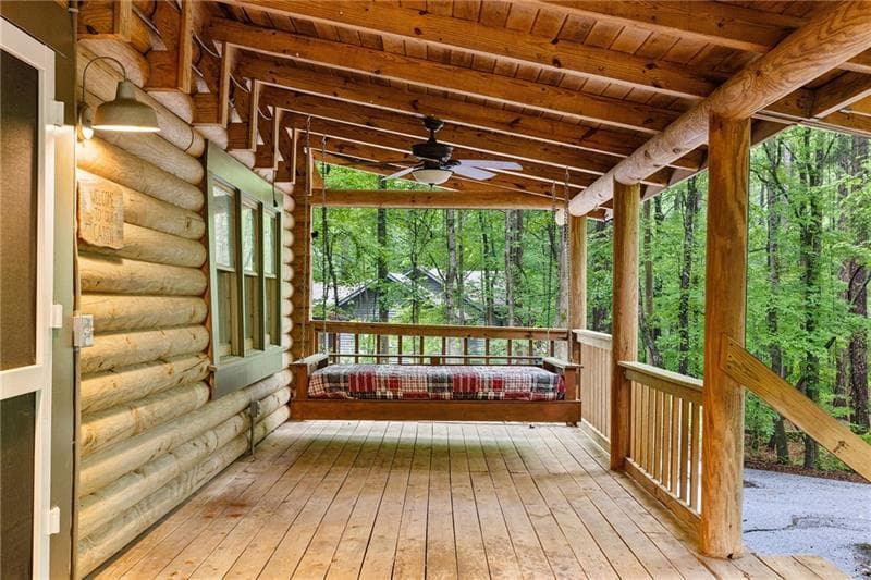 2 bedroom, 2 bathroom, 1,847 sq ft single family residence for sale at 61 Lake Coweta Trail, Newnan, GA 30263 — photo 7