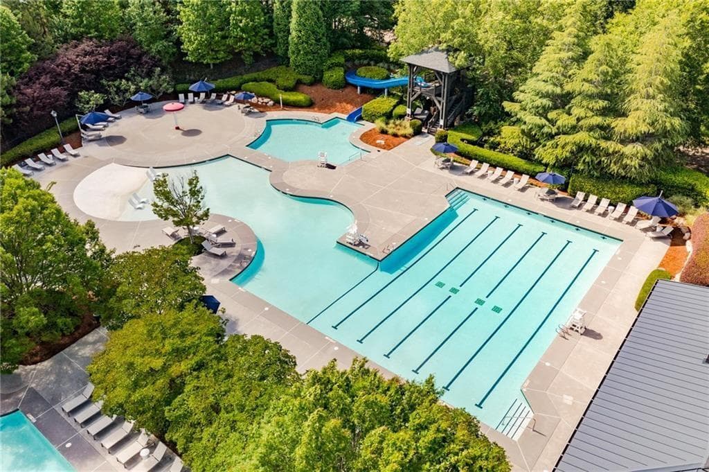 3 bedroom, 2 bathroom, 2,125 sq ft single family residence for sale at 2029 Ripple Park Bend, Canton, GA 30114 — photo 9