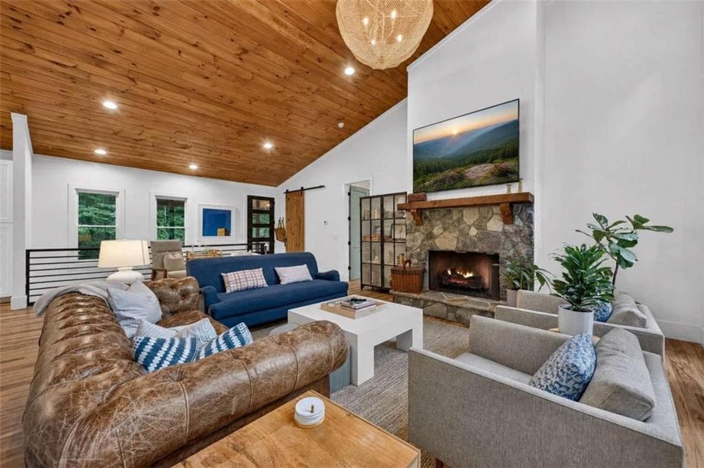 3 bedroom, 4 bathroom, 2,329 sq ft single family residence for sale at 1009 Hefner Lake Road, Ellijay, GA 30536 — photo 7