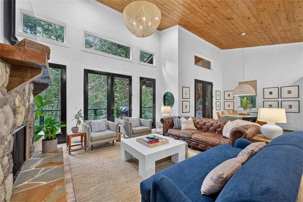 3 bedroom, 4 bathroom, 2,329 sq ft single family residence for sale at 1009 Hefner Lake Road, Ellijay, GA 30536 — photo 9