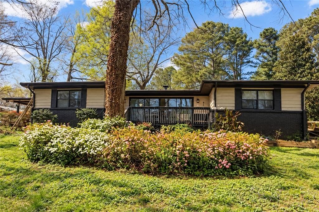 3 bedroom, 2 bathroom, 1,951 sq ft single family residence for rent at 712 Northern Avenue, Clarkston, GA 30021 for $2,300 a month — photo 1 of 16