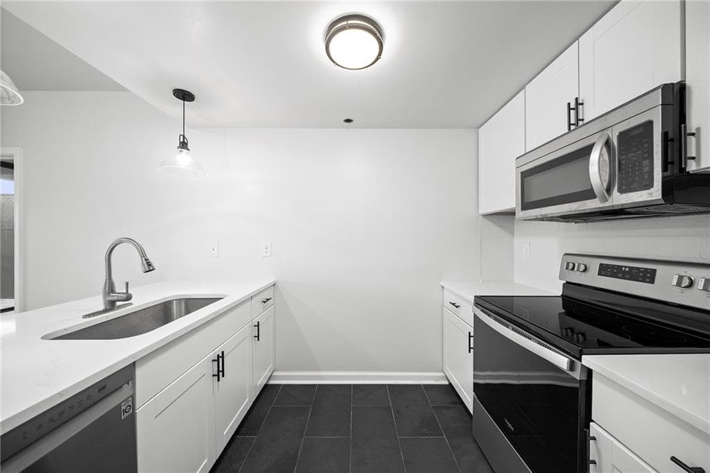2 bedroom, 2 bathroom, 1,015 sq ft condominium for sale at 1130 Piedmont Avenue 808, Atlanta, GA 30309 — photo 9